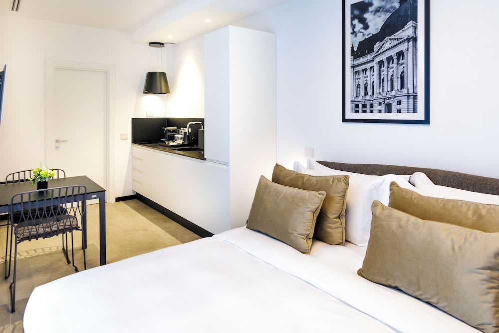 OLD TOWN SNAIL Design Apartments 3