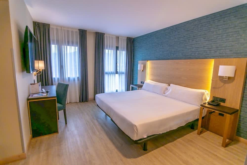 Hotel Zentral Ramiro I Oviedo 5