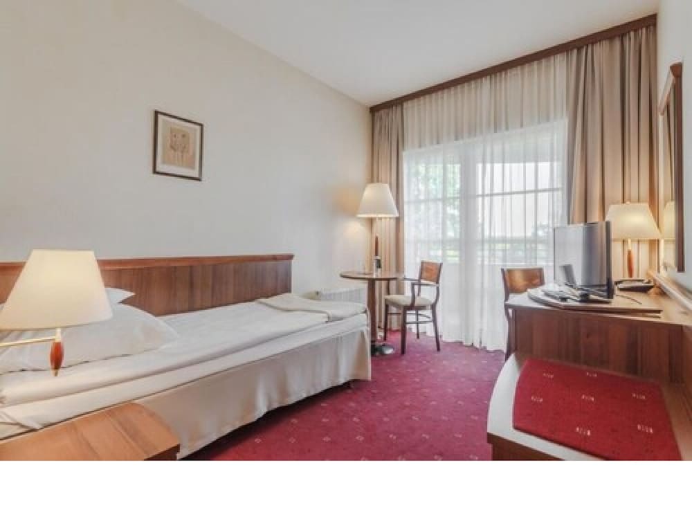 Hotel Edison Poznań Lotnisko Ławica 3