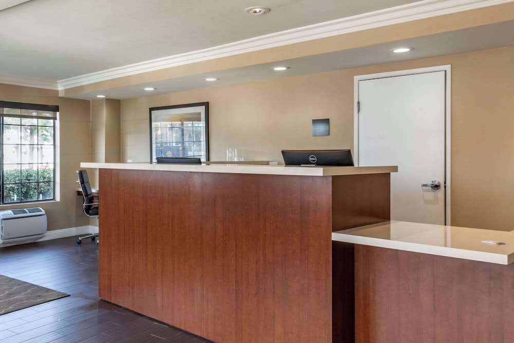 Comfort Inn & Suites Ventura Beach 3