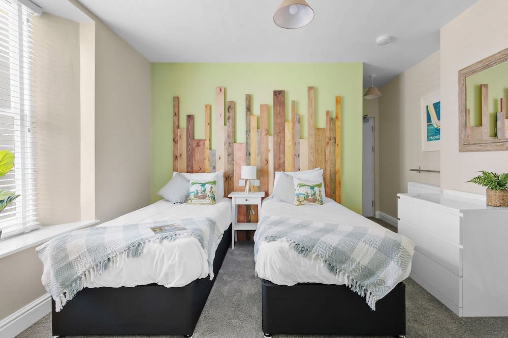 Park View R & R - Adult Only - Self-Catering - Free Parking - EV Point 2