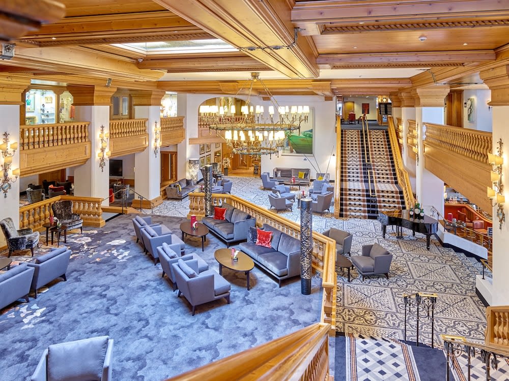 MAXIMILIAN Grand Hotel 2