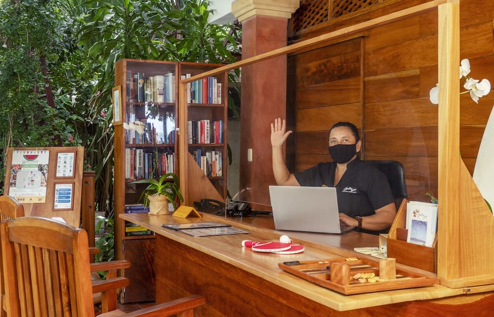 Capitán Suizo Beachfront Boutique Hotel 5