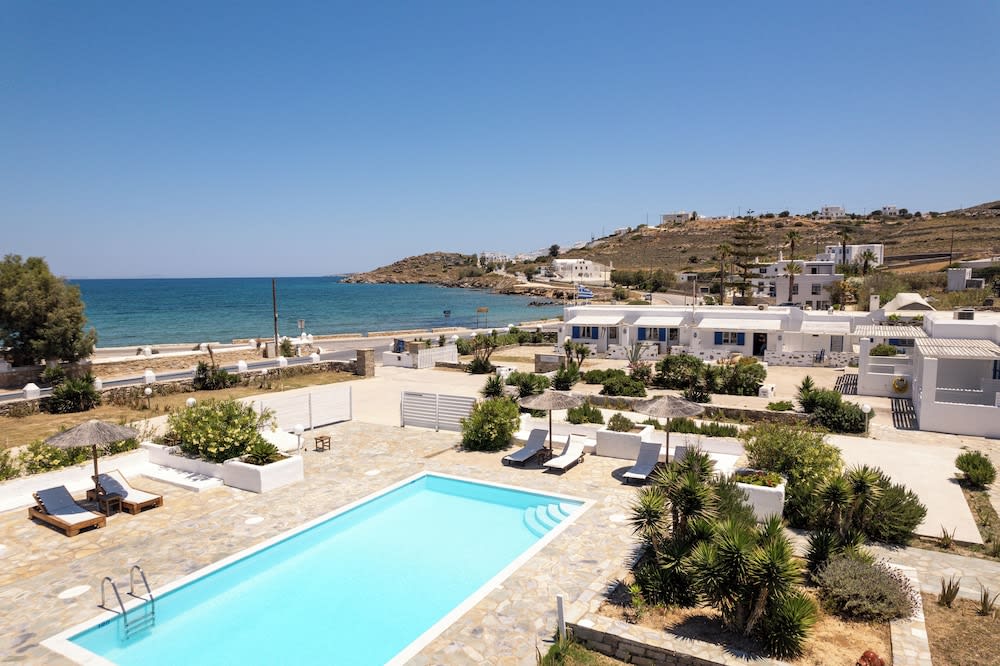 Naoussa Hotel Paros by Booking Kottas 1