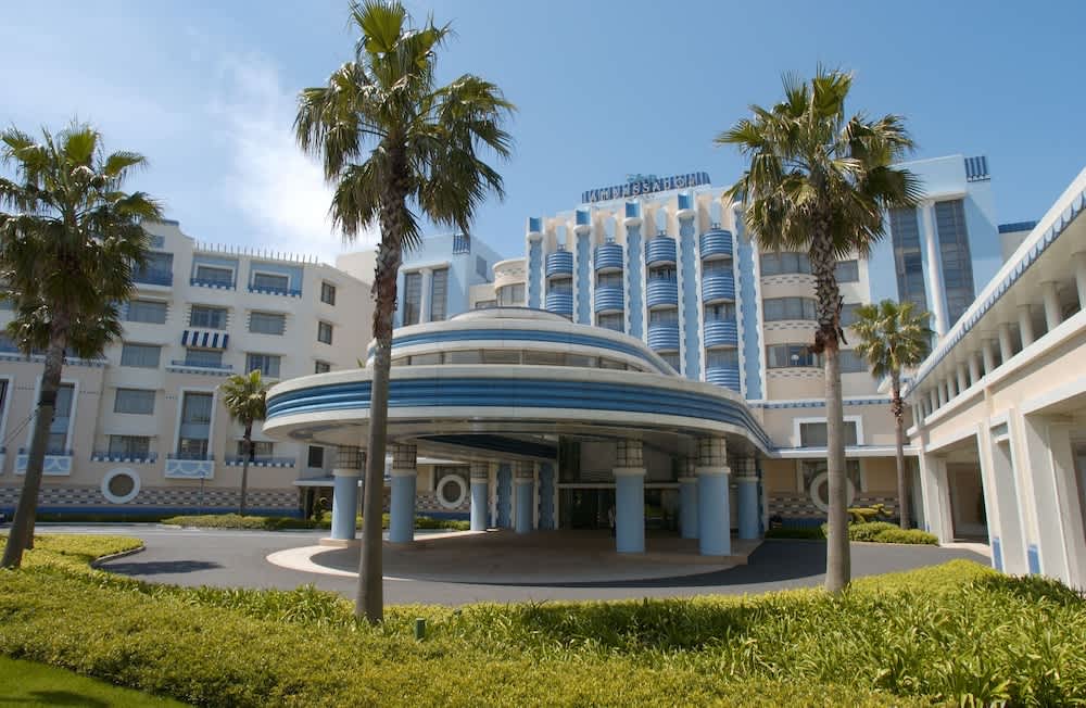 Disney Ambassador Hotel 1
