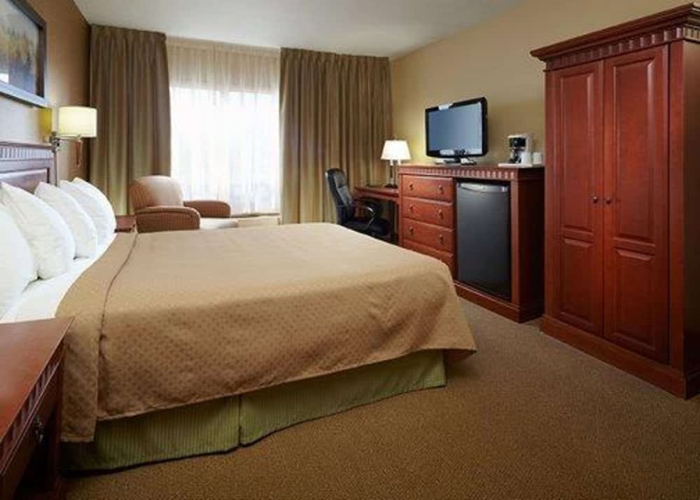 Quality Inn & Suites PE Trudeau Airport 4