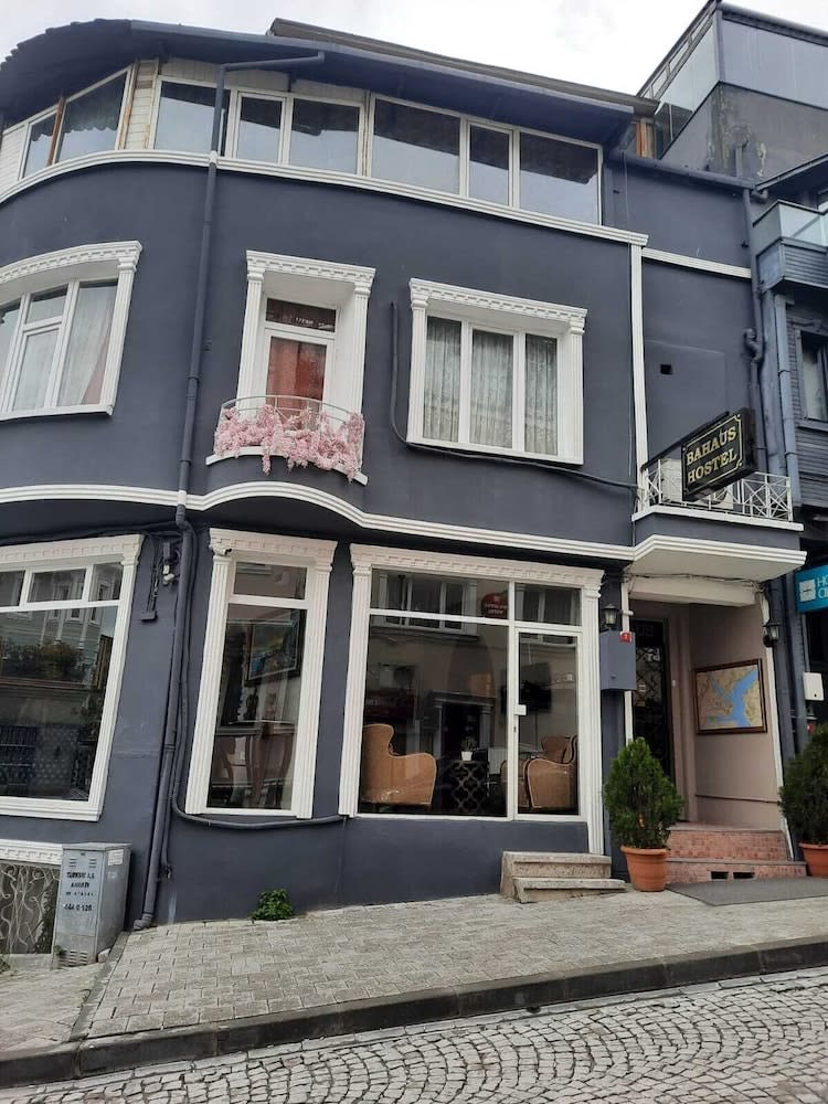 BAHAUS HOSTEL 1