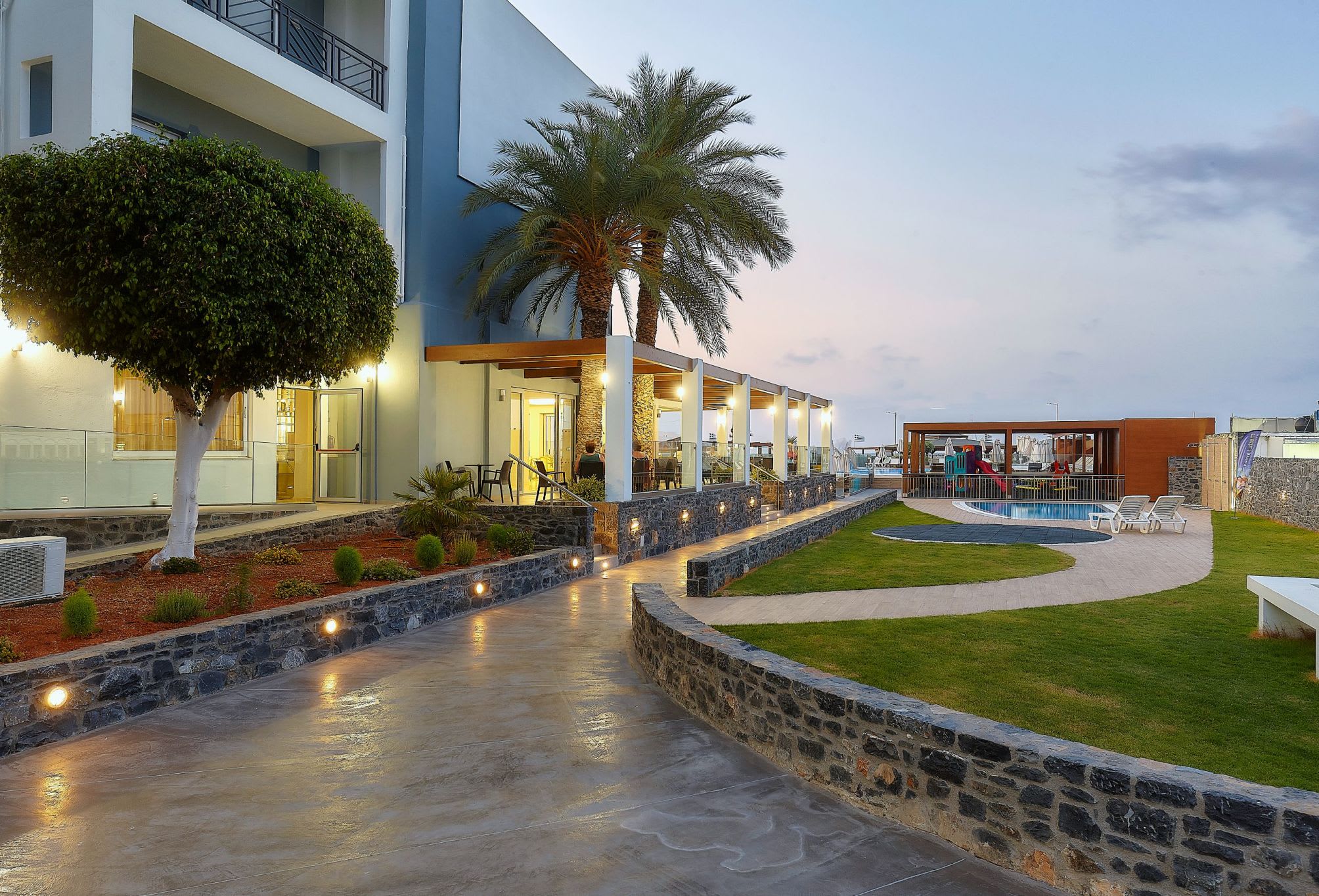 Astir Beach Hotel 5