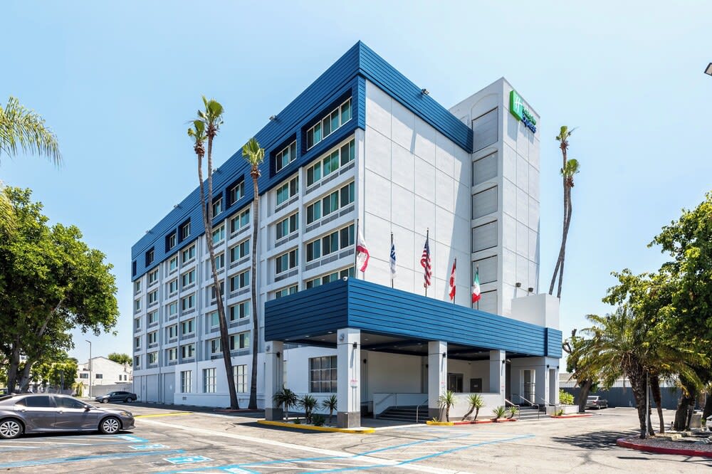Holiday Inn Express VAN NUYS by IHG 1