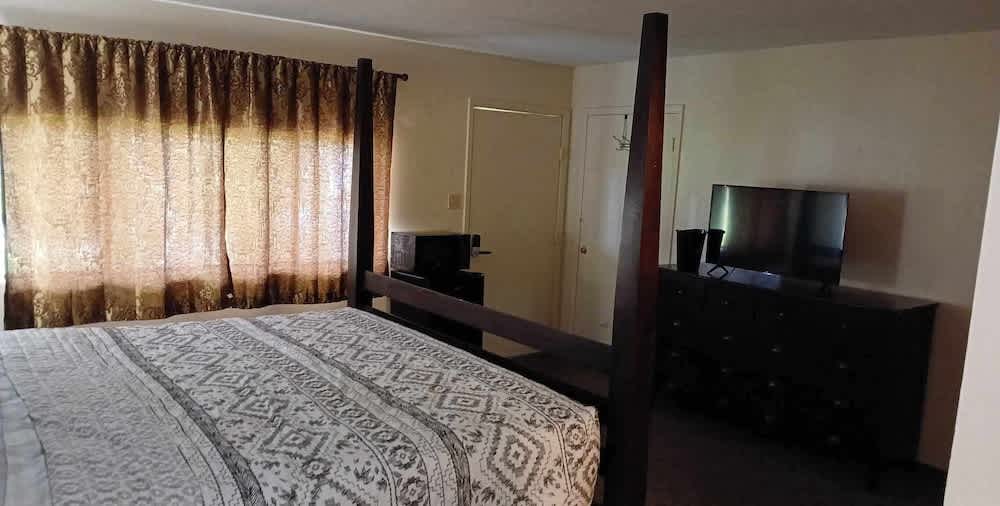 Indian Creek Lodge 2