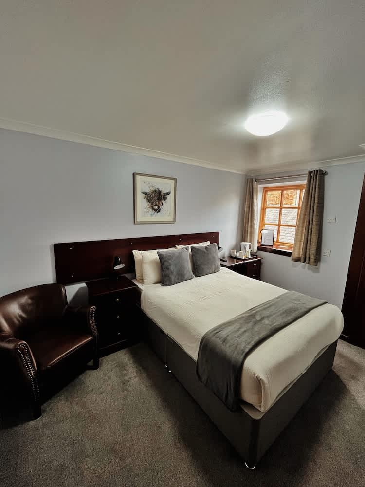 The Stag Hotel 2