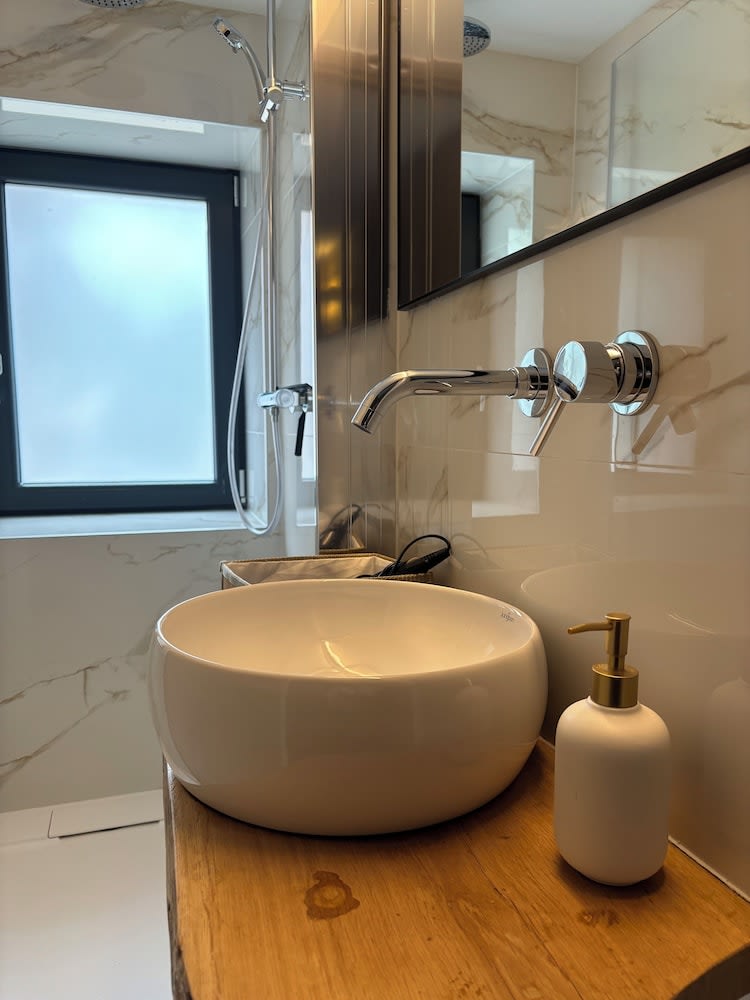 La Ferme de Rochesson, Jacuzzis & Piscine commune 1