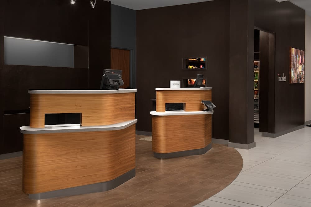 Courtyard by Marriott Syracuse Downtown at Armory Square 2