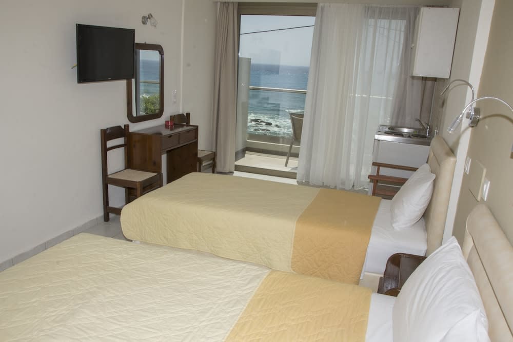 Creta Mare Hotel 5