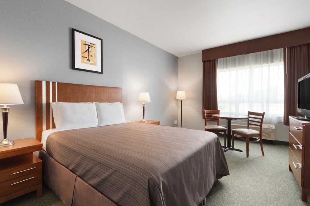 High Prairie Inn 2