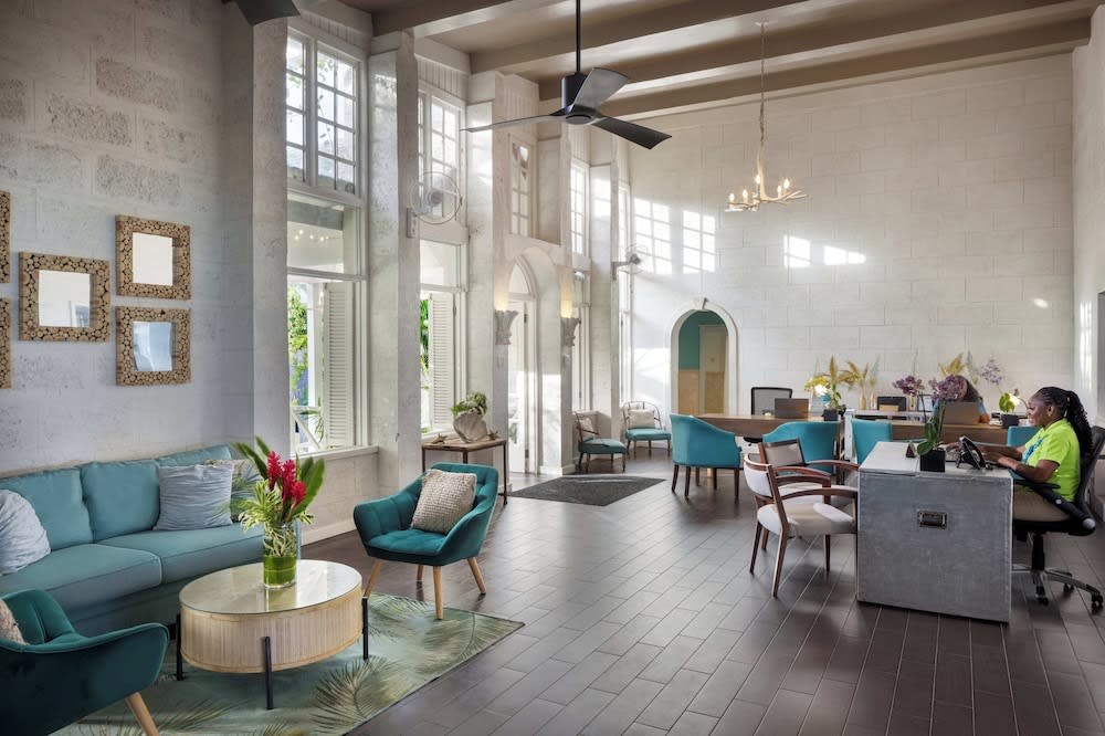 Sea Breeze Beach House All Inclusive by Ocean Hotels 2