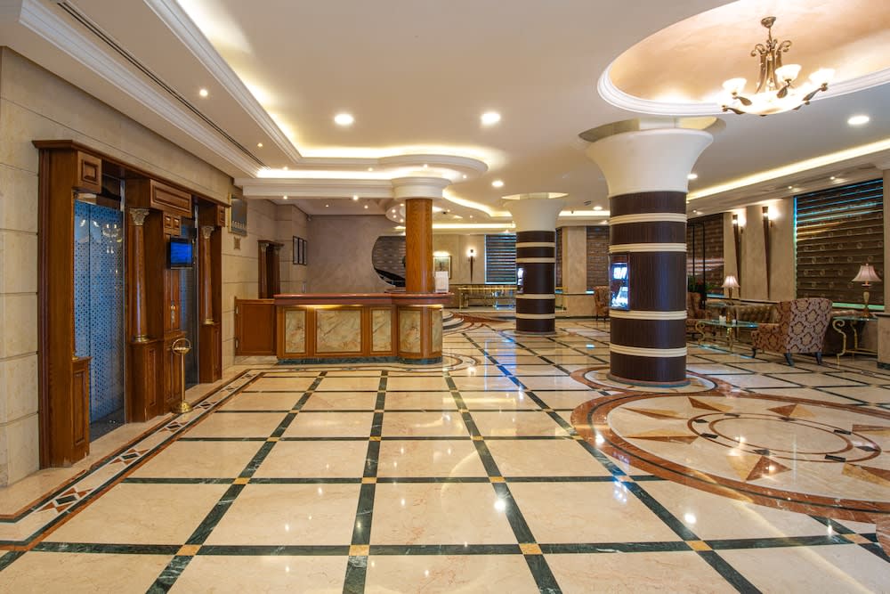 Bristol Hotel 2