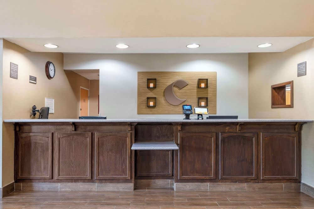 Comfort Inn Fremont 2