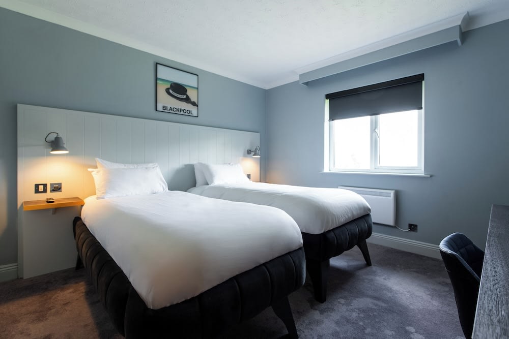 Village Hotel Blackpool 3