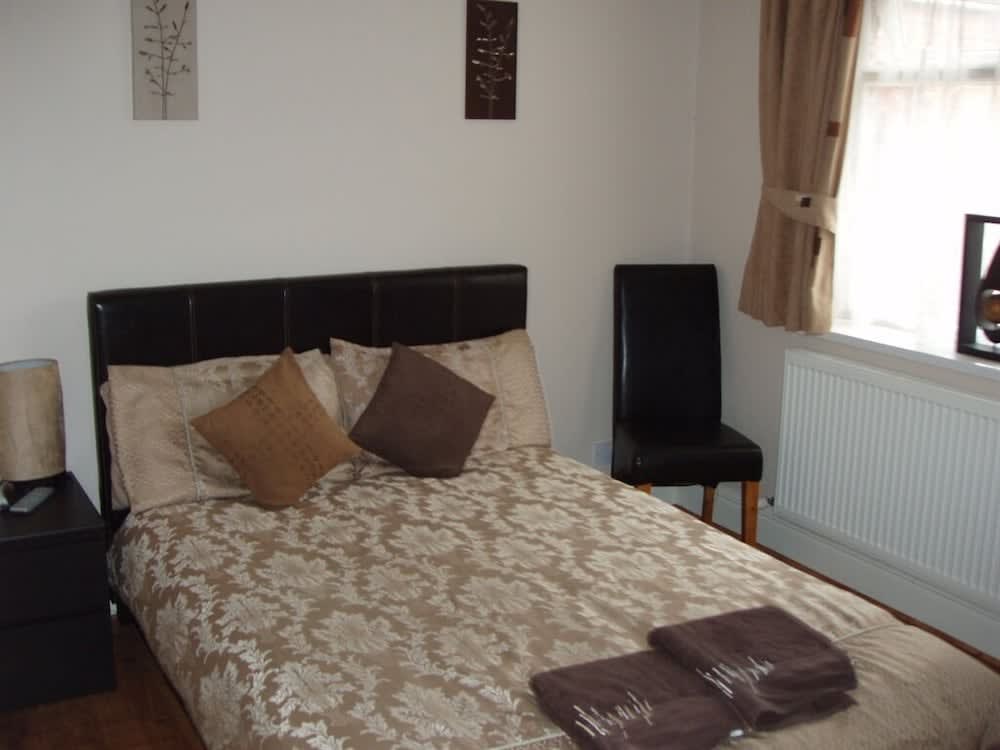 Abbey Lodge Guest House 2