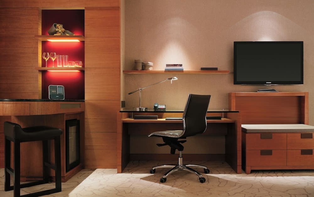 Kerry Hotel Pudong, Shanghai - Indoor Connecting to Shanghai New International Expo Centre 4