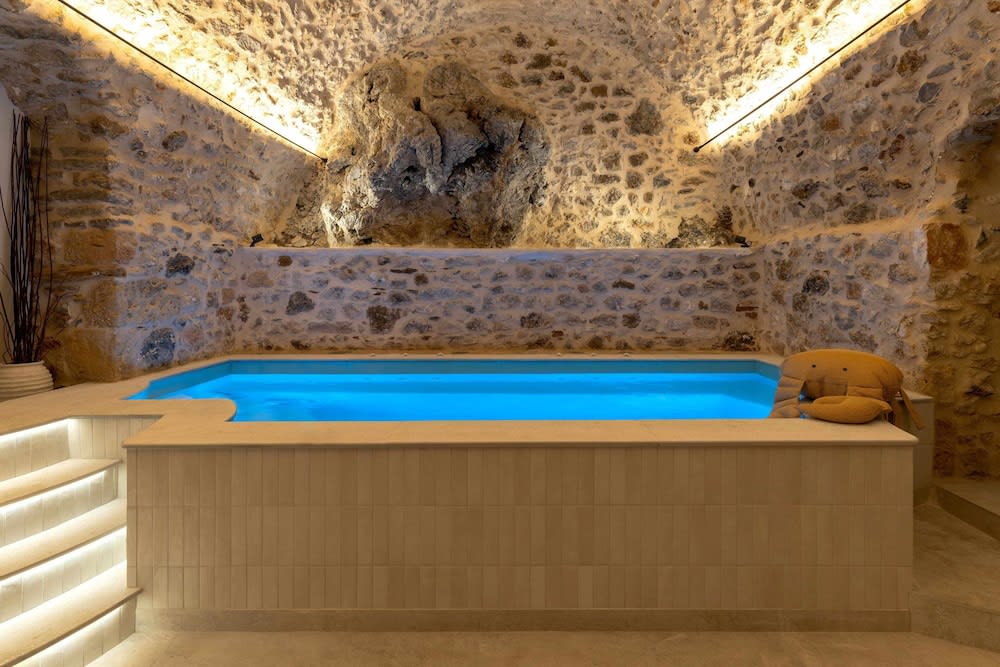 YeeOn Boutique Hotel, Gythio - Historic Hotels of Europe 1