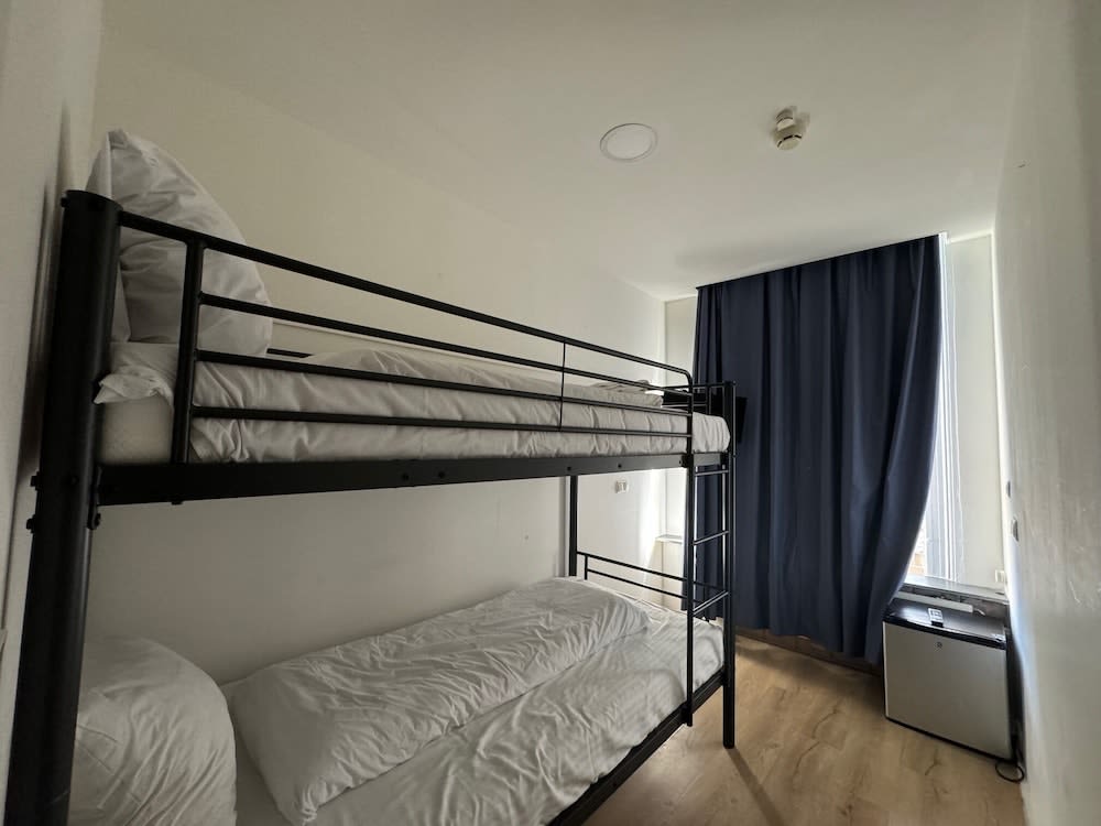 Hotel Di Ann Amsterdam City Centre 1