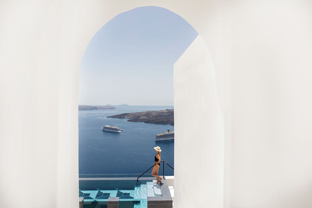 CASASUNSHA Hybrid Retreat Santorini 1