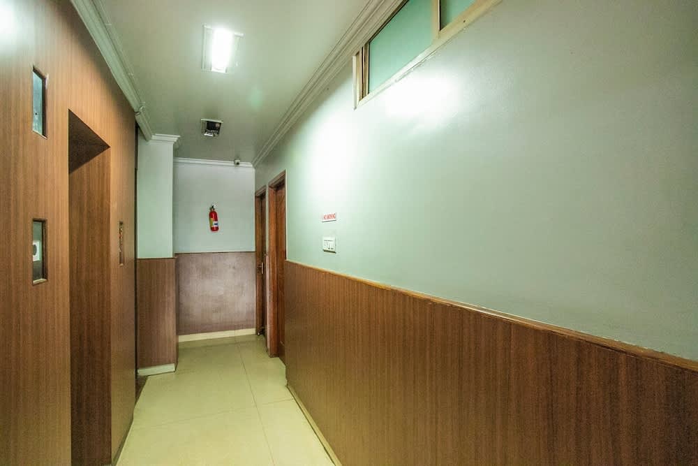 Hotel O White Fort Near Lalbagh Botanical Garden 2