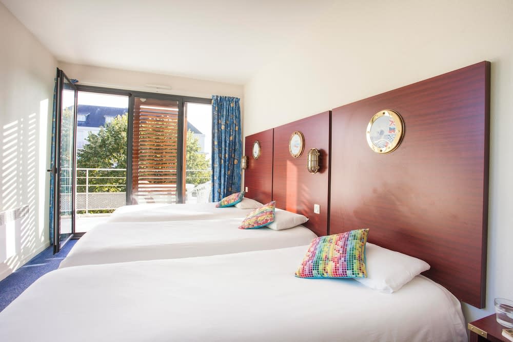 Hôtel Les Gens de Mer La Rochelle 1