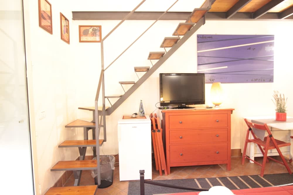 Amenano Apartments 5