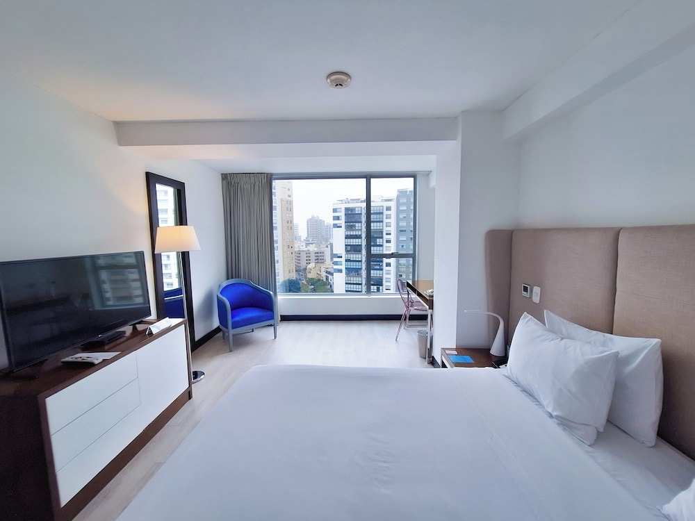 Radisson Hotel Decapolis Miraflores 5