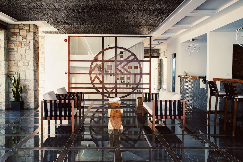 Aliv stone suites & spa 5