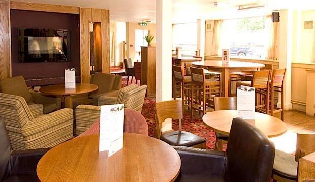 Premier Inn Bristol City Cen (Haymarket) 5