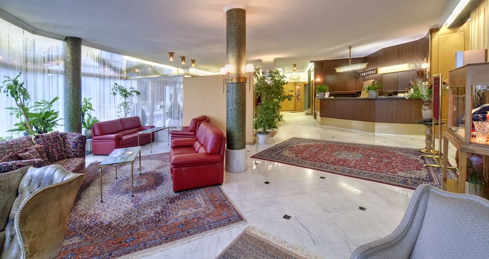 Grand Hotel Cravat 1