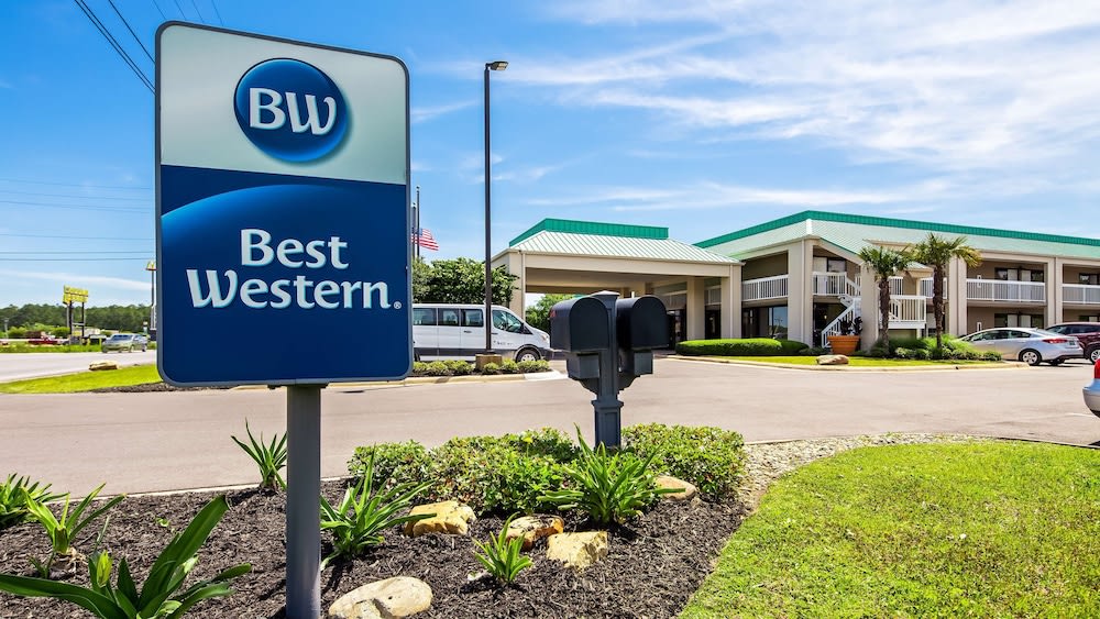 Best Western Flagship Inn 1