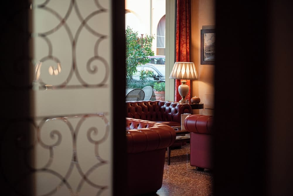 Phi Hotel Dei Medaglioni 5