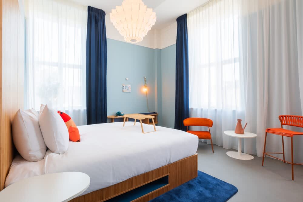 Vie Via - Your Hotel 1