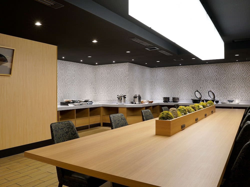 Comfort Inn Kyoto Shijokarasuma 2