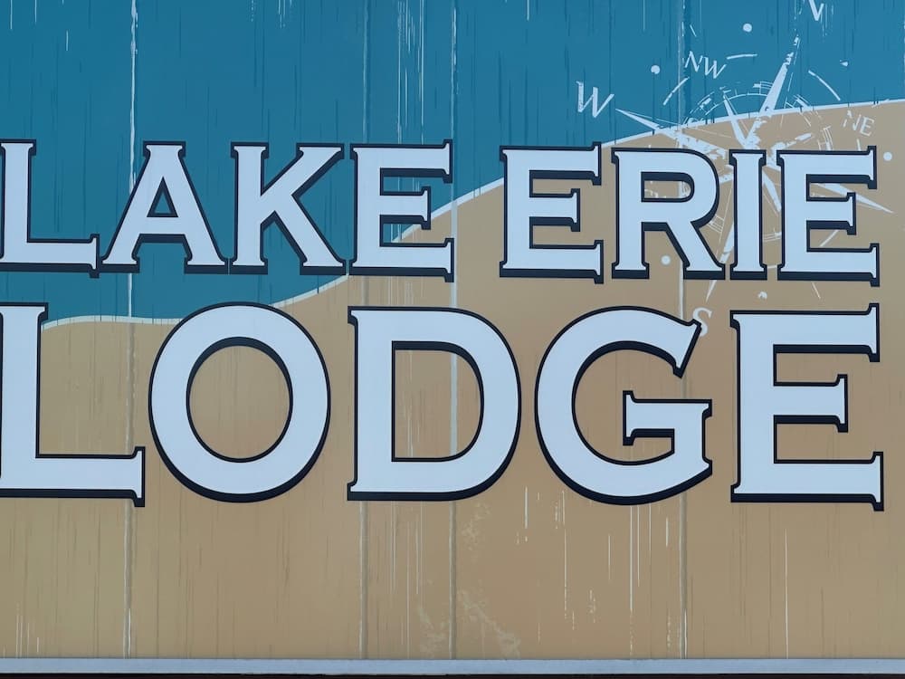 Lake Erie Lodge 1