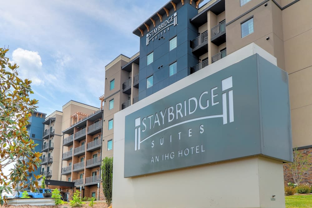 Staybridge Suites PIGEON FORGE - SMOKY MTNS by IHG 1