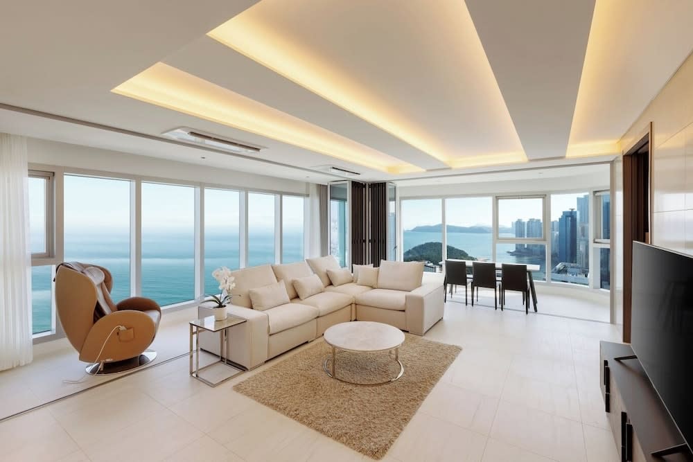 NewCZ Haeundae Residence 1