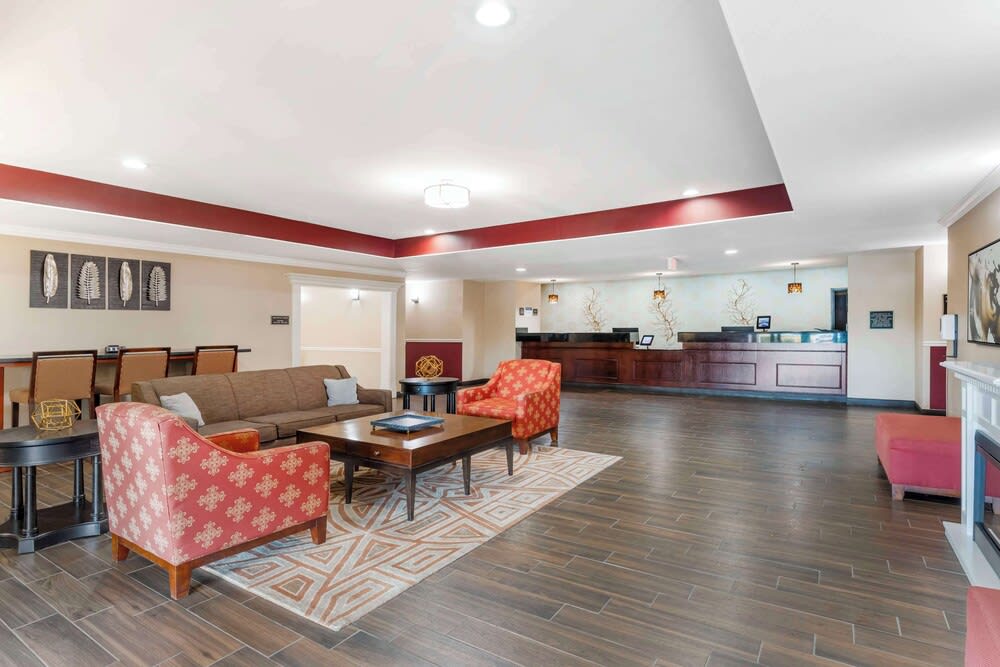 Best Western Plus Burleson Inn & Suites 1