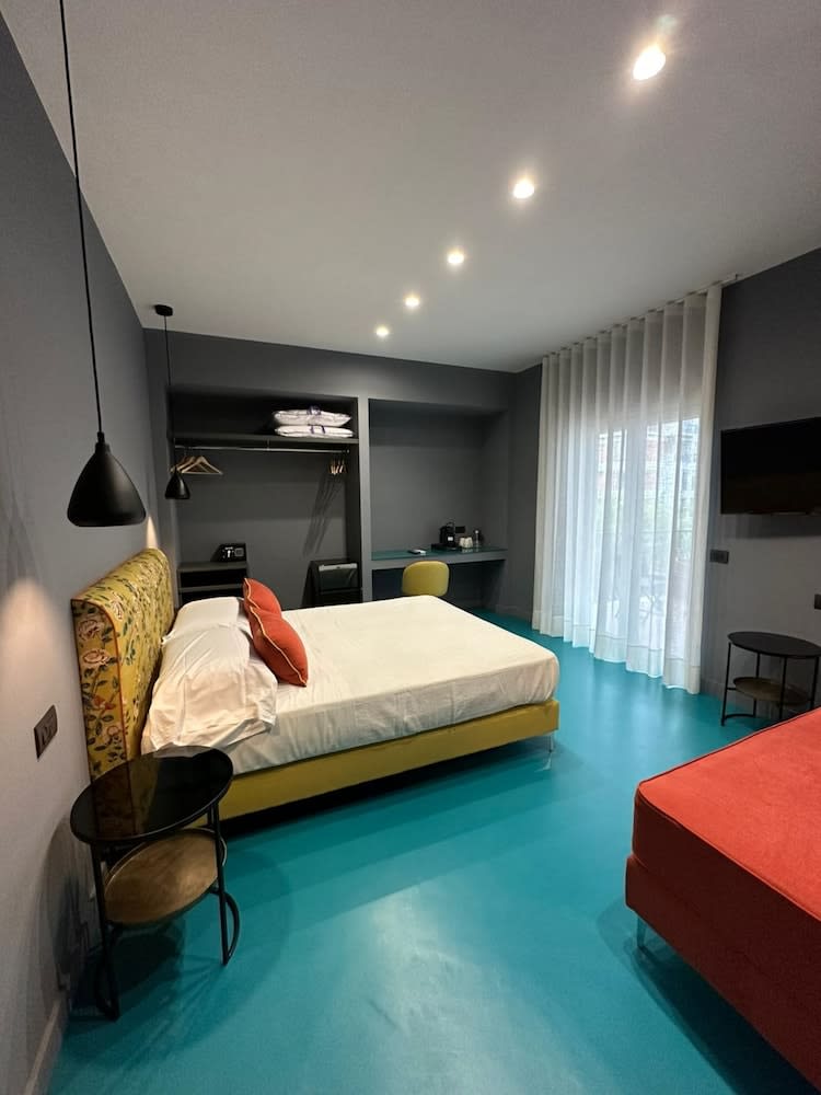 Sorrento Rooms Deluxe 5