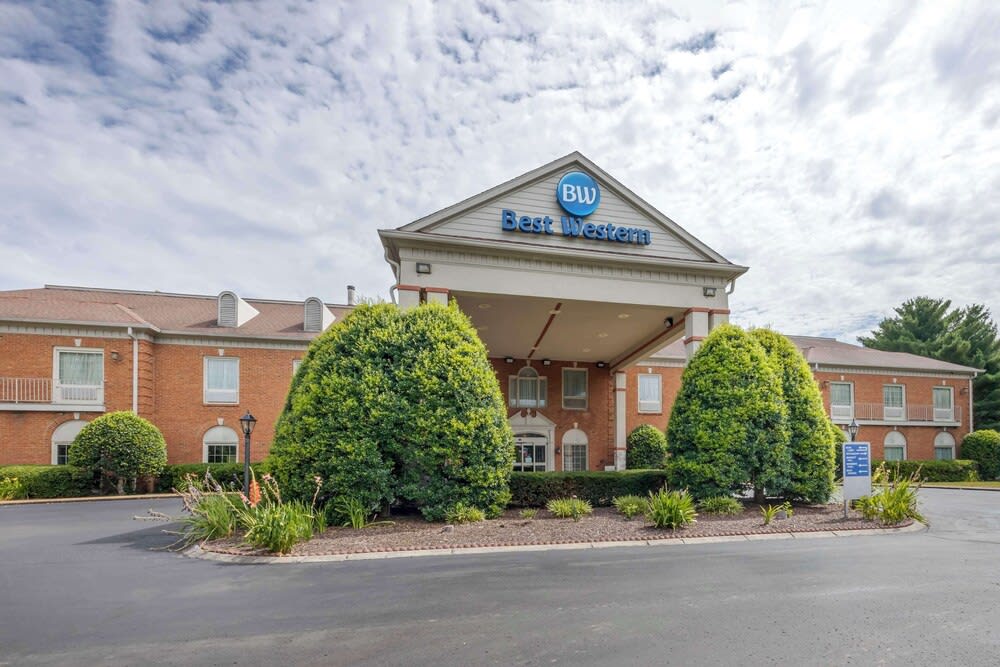 Best Western Spring Hill Inn & Suites 1