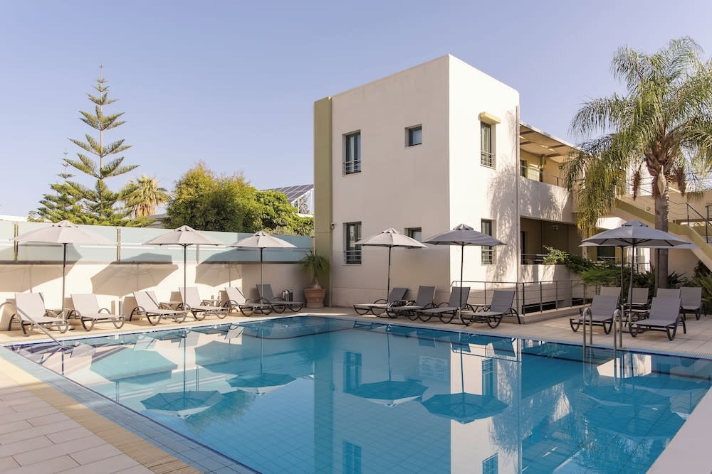 Athina Beach Hotel 1