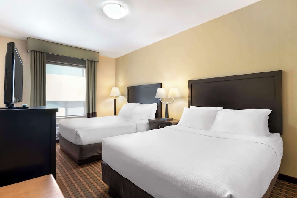 Best Western Pacific Inn 5