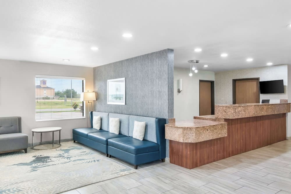 Best Western Abilene Inn & Suites 2