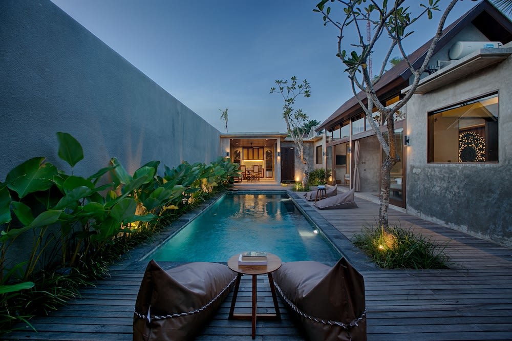 Taman Dharmawangsa Suites 1