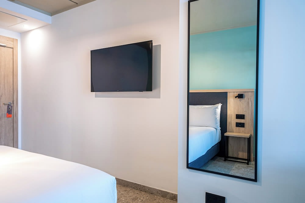 Hotel Scirocco St Julian's, Affiliated by Melia 5